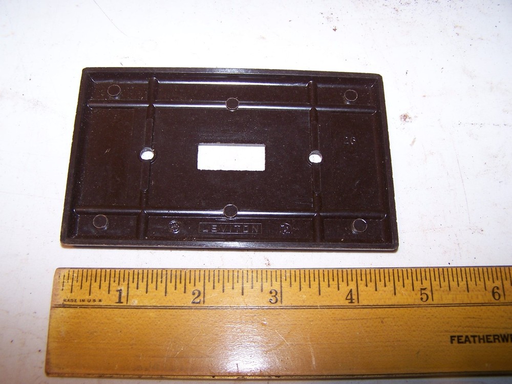 Vintage LEVITON Bakelite Light Switch Cover