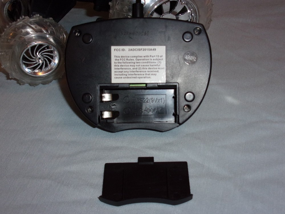 Thunder Tumbler Sharper Image Remote Control Monster Spinning Car Black
