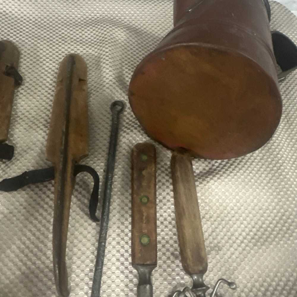 Primitive & Antique Kitchen Utensils & Gadgets