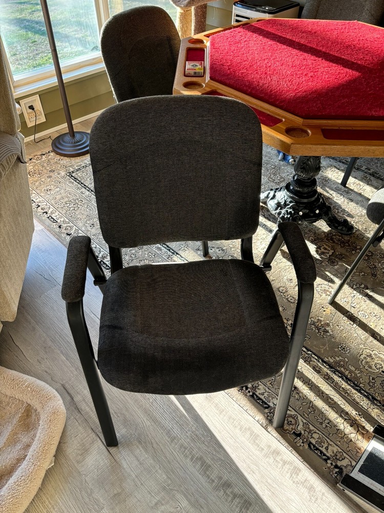 POKER TABLE WITH CHAIRS