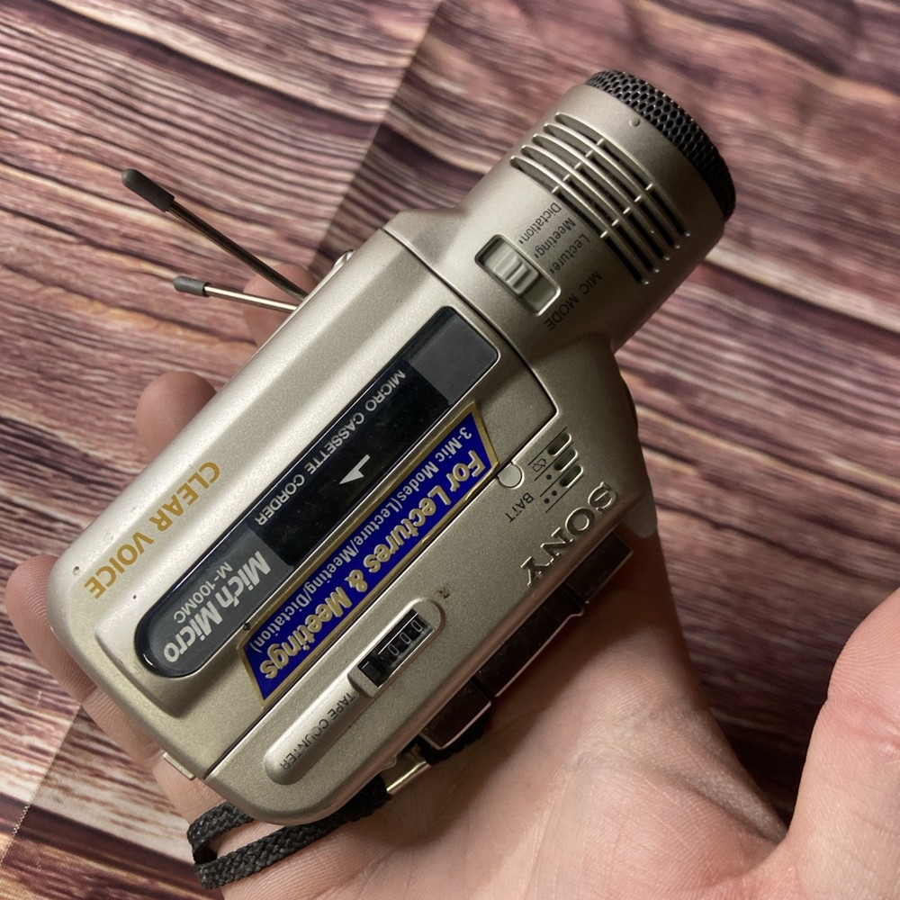 Sony BM-500 Micro Cassette Recorder Dictaphone + M-100MC Untested