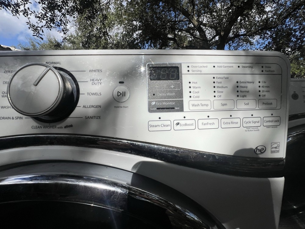 Whirlpool Duet Washer & Dryer - Great Condition