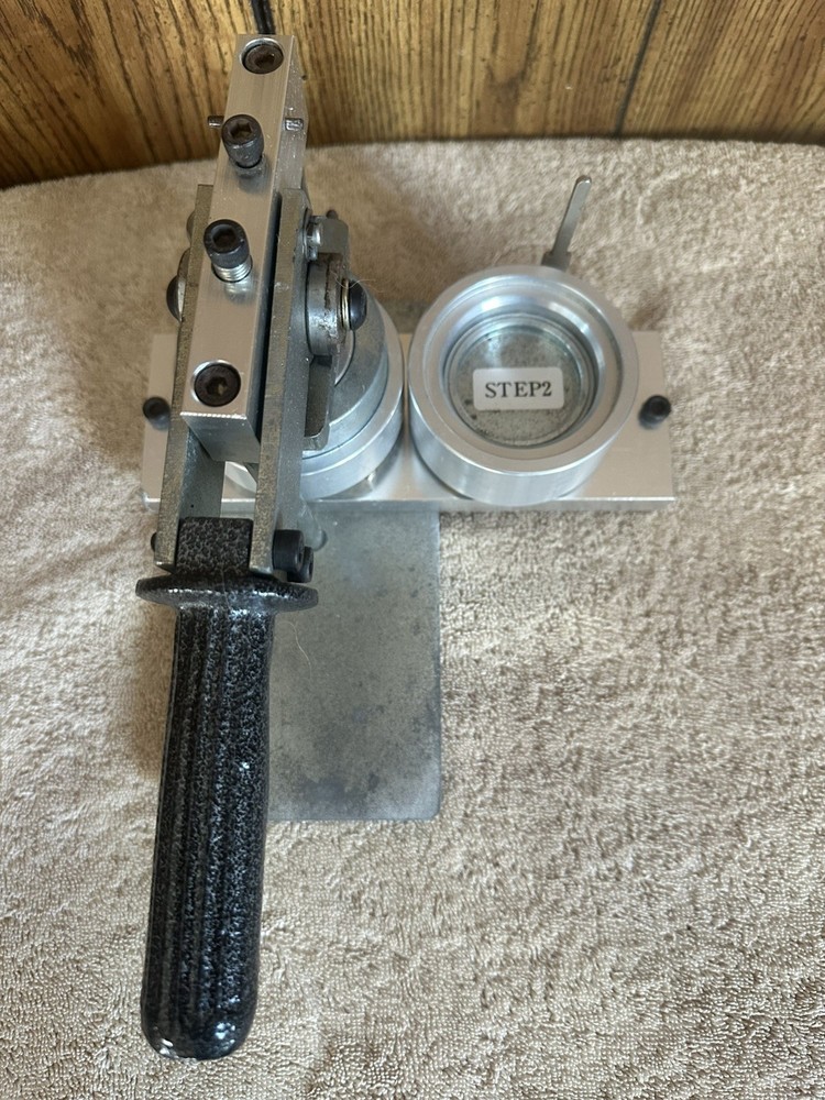 Heavy Duty Button Maker Button Stamp/Press Unbranded Works Great!