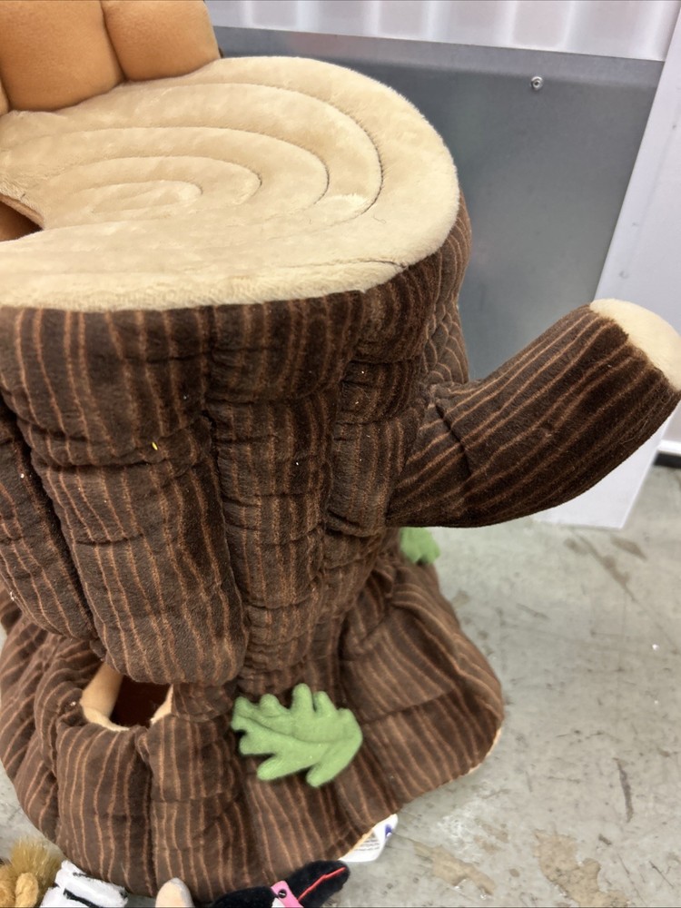 Mary Meyer Plush Tree Puppet Set With Finger Animals