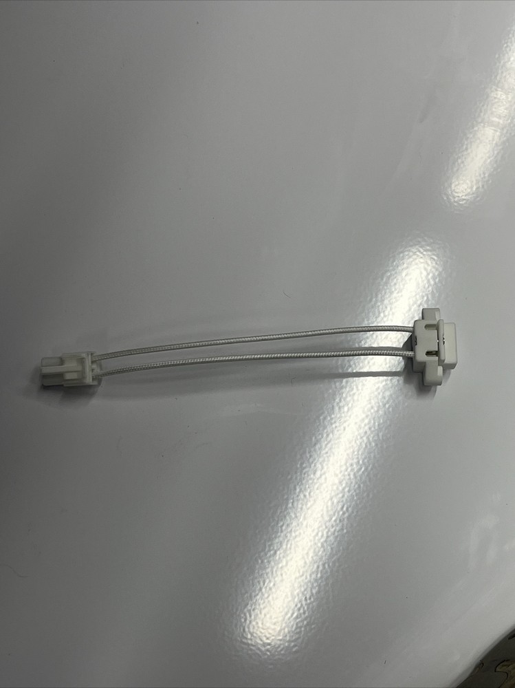 GE Microwave COOKTOP LAMP SOCKET WB02X29242