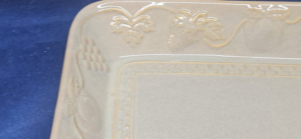 Vintage 13" Beige Ceramic Rectangular Baking/Serving Dish W/Embossed Fruit EUC