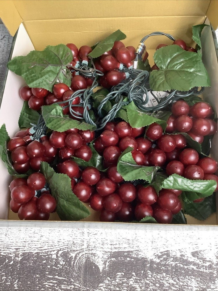 Grape Cluster Patio Light Set 15 Grape Lights 16' long