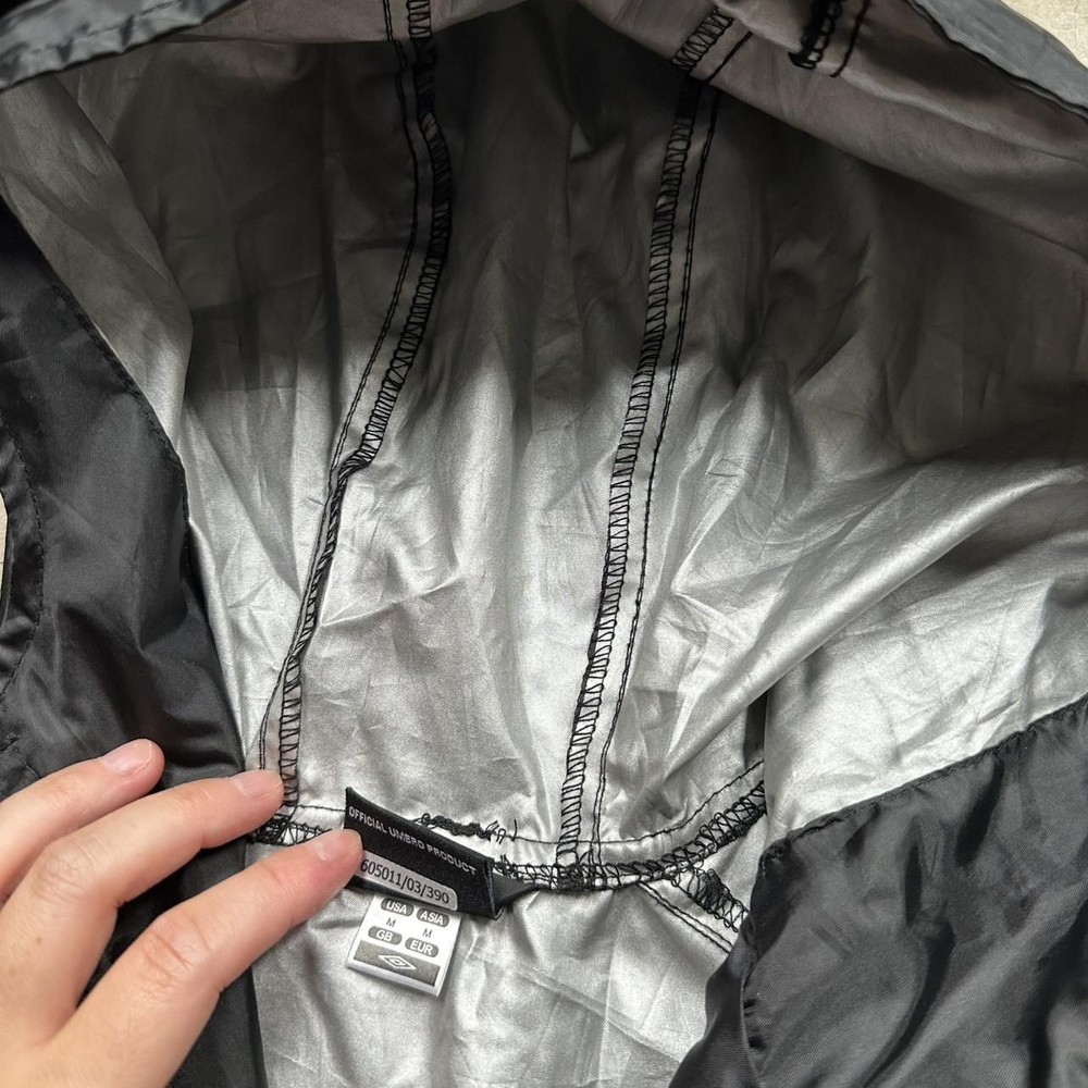 Men’s Y2K 2000s Umbro Lightweight Jacket Size M