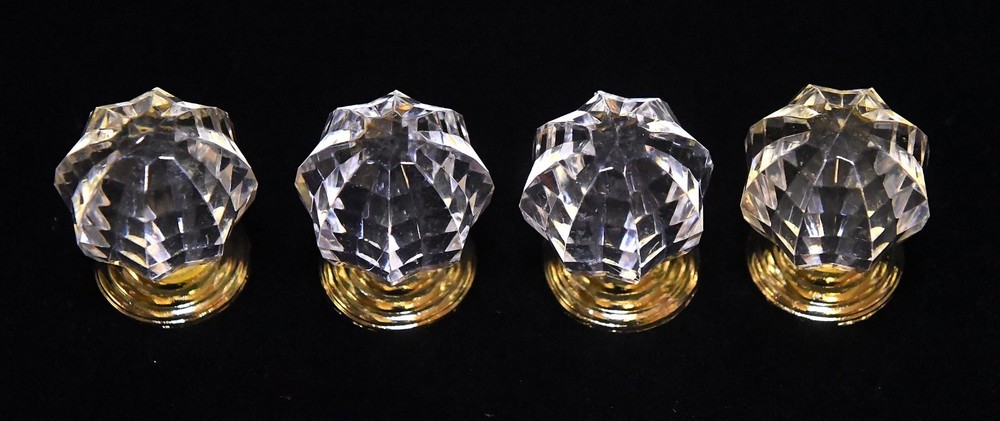4 NEW UNUSED LUCITE DRAWER PULLS KNOBS