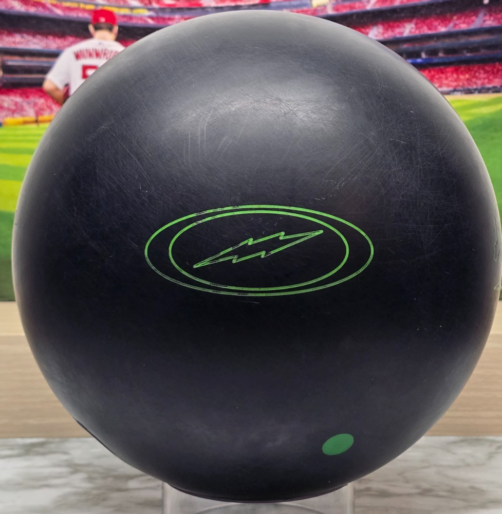 2014 Storm Pitch Black Symmetrical Controll™ Solid Urethane 15lb Bowling Ball