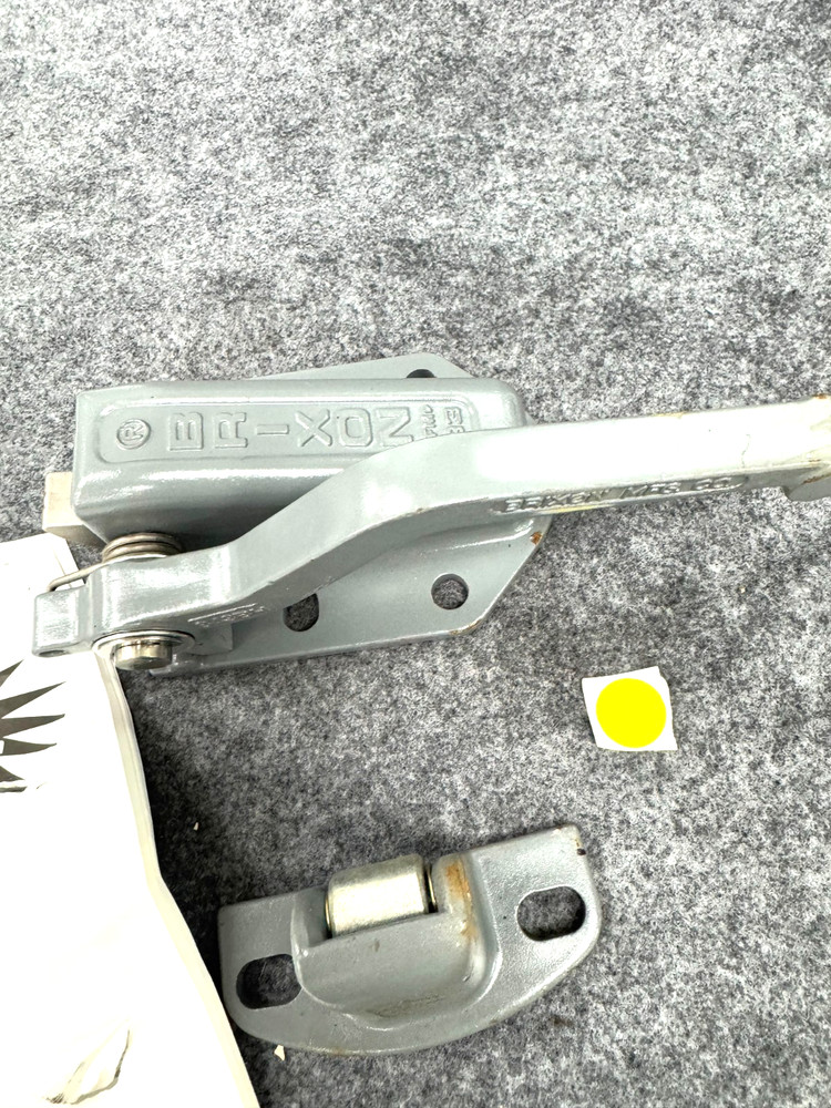 BRIXON FM 83 EXPLOSION VENT LATCH