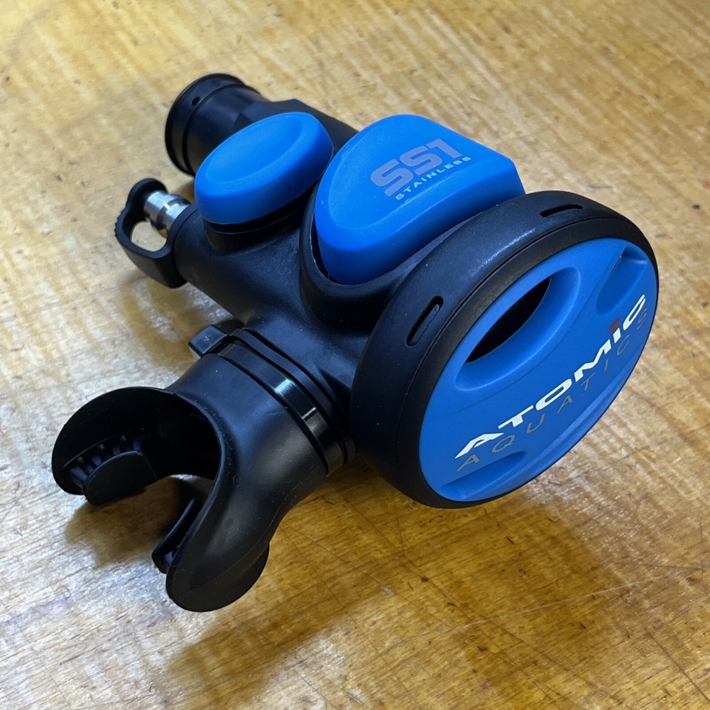 Atomic Aquatics SS1 Safe Second - Blue - Regulator/Inflator Combo