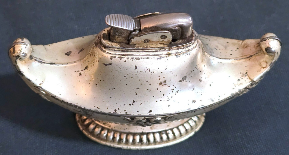 Vintage Art Deco Style Tabletop Lighter