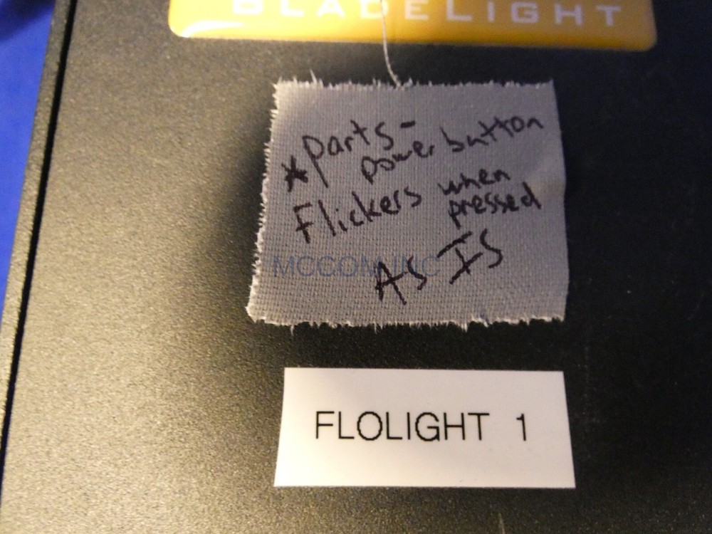 FloLight Bladelight 18 LED Light Qty 2 w/ dimmers READ AD