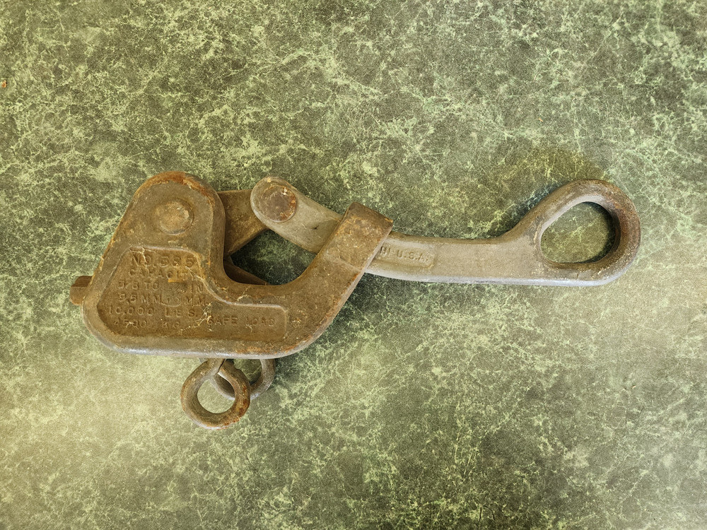 Klein Crescent Tool No. 385 Cable Puller 3/8" to 3/4" 10,000 lbs