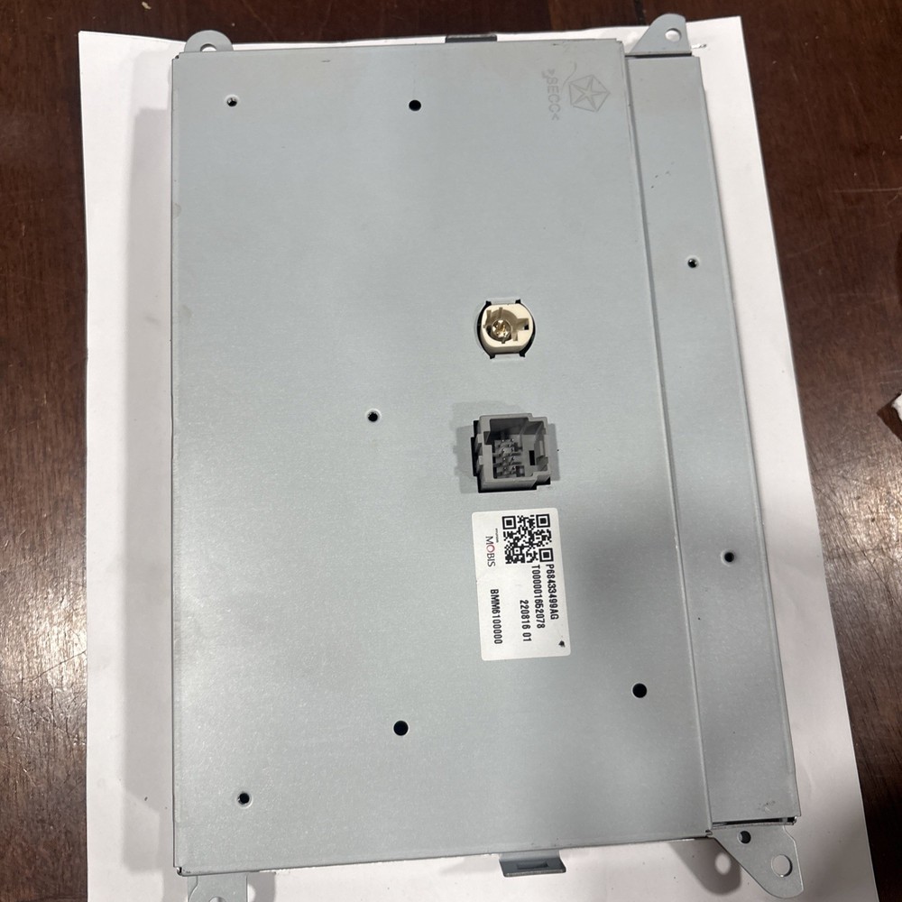 Display WITH Bezel Center Stack - Mopar (68433499AG)
