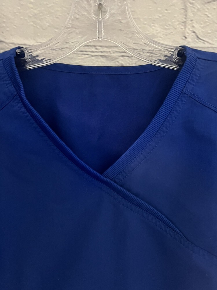 Unbranded Solid Blue V-Neck Scrub Top STRETCH Women's Size Small