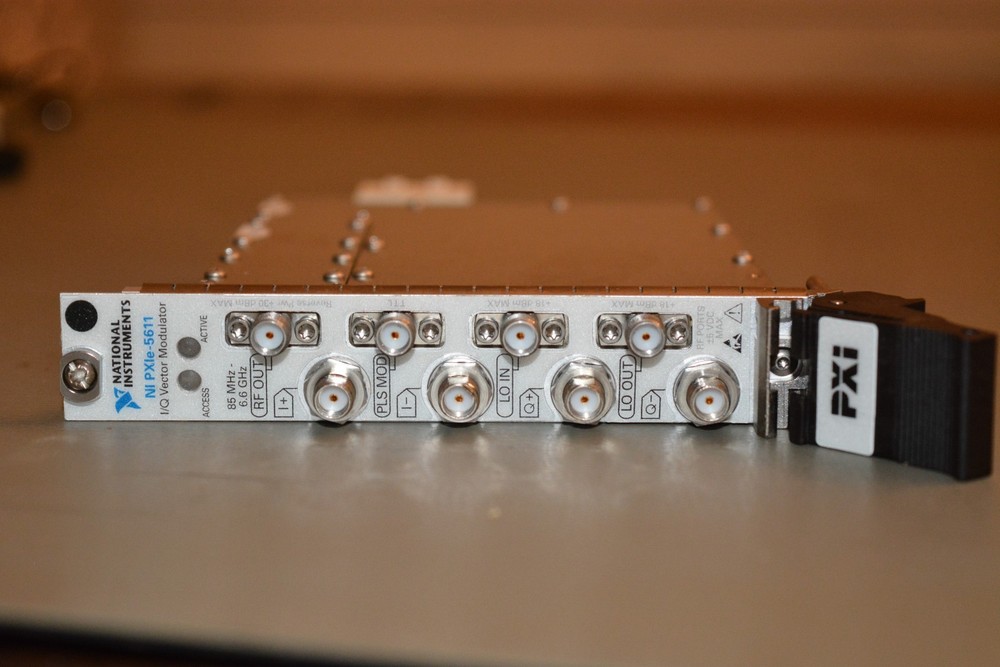 National Instruments NI PXIe-5611 RF Upconverter Module/IQ Vector Modulator