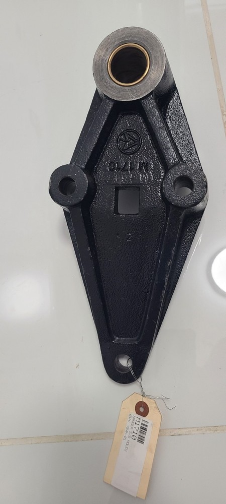 M1710 HANGER 5/8 HOLES