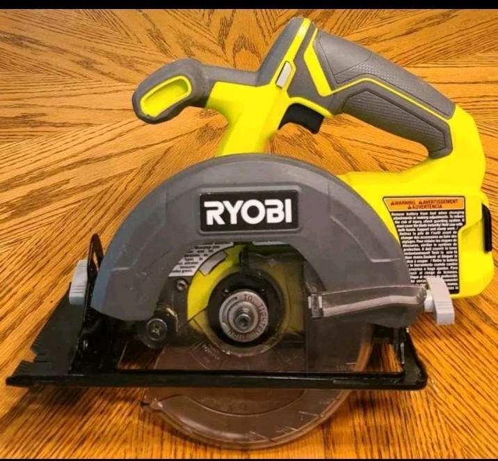 Ryobi PCL500B ONE+ 18VCircular Saw (Tool-Only)
