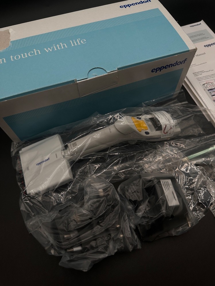 Eppendorf Xplorer Plus Electronic Pipettes 8-Channel 5 - 100 uL