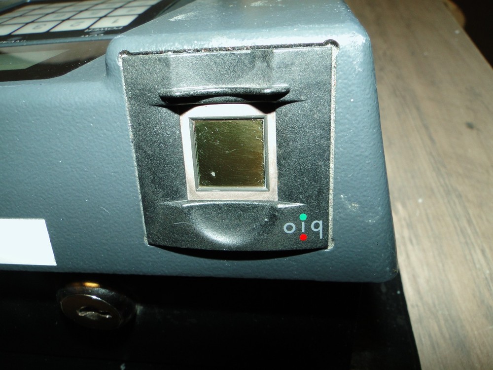 Stromberg Accu-Time Systems Biometric Time Clock No Key/ UNTESTED READ