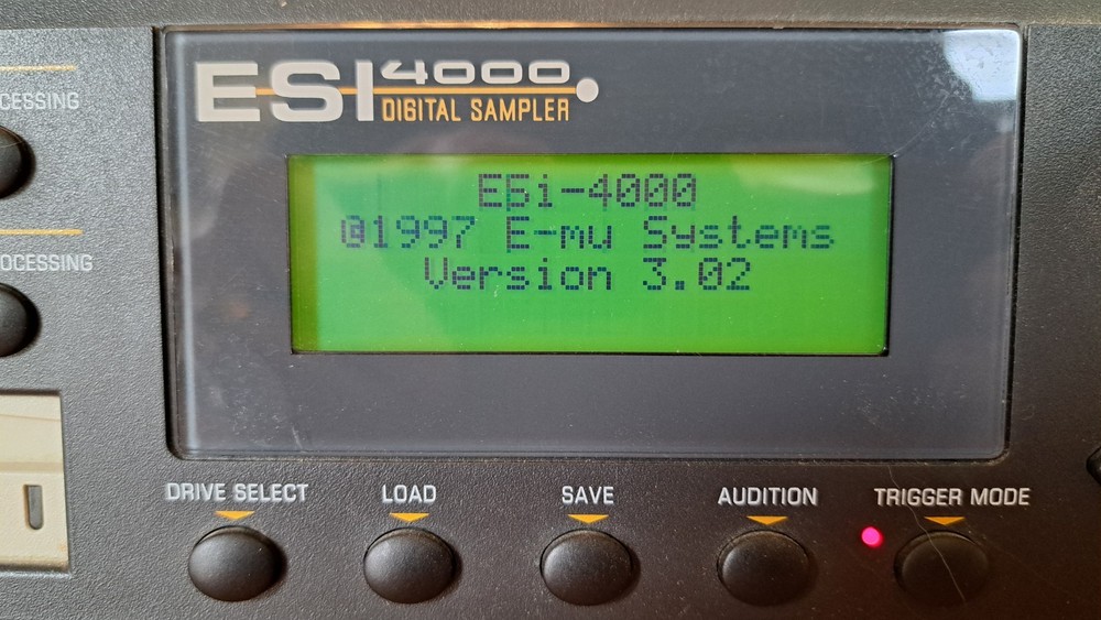 E-mu ESI-4000 Rackmount Digital Sampler - EXCELLENT - w/ manual