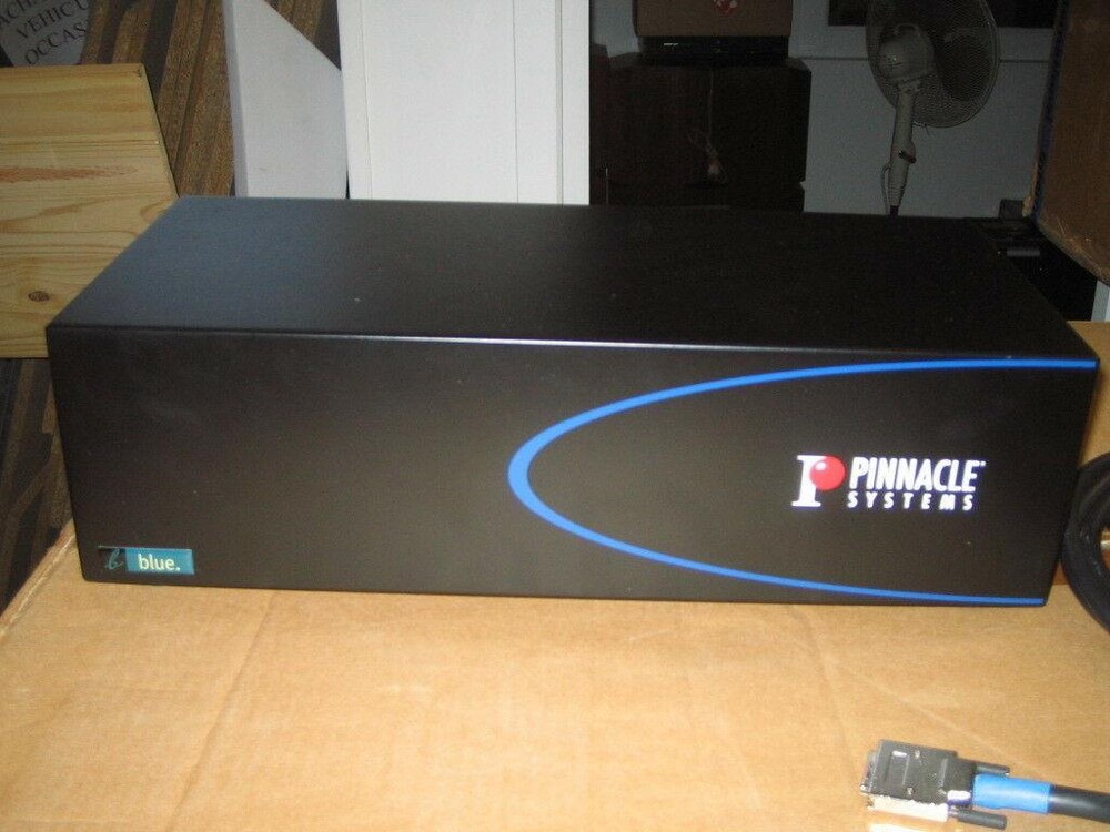 AVID LIQUID BLUE 1.8 TO PINNACLE ( server + dongle + software + box + control )