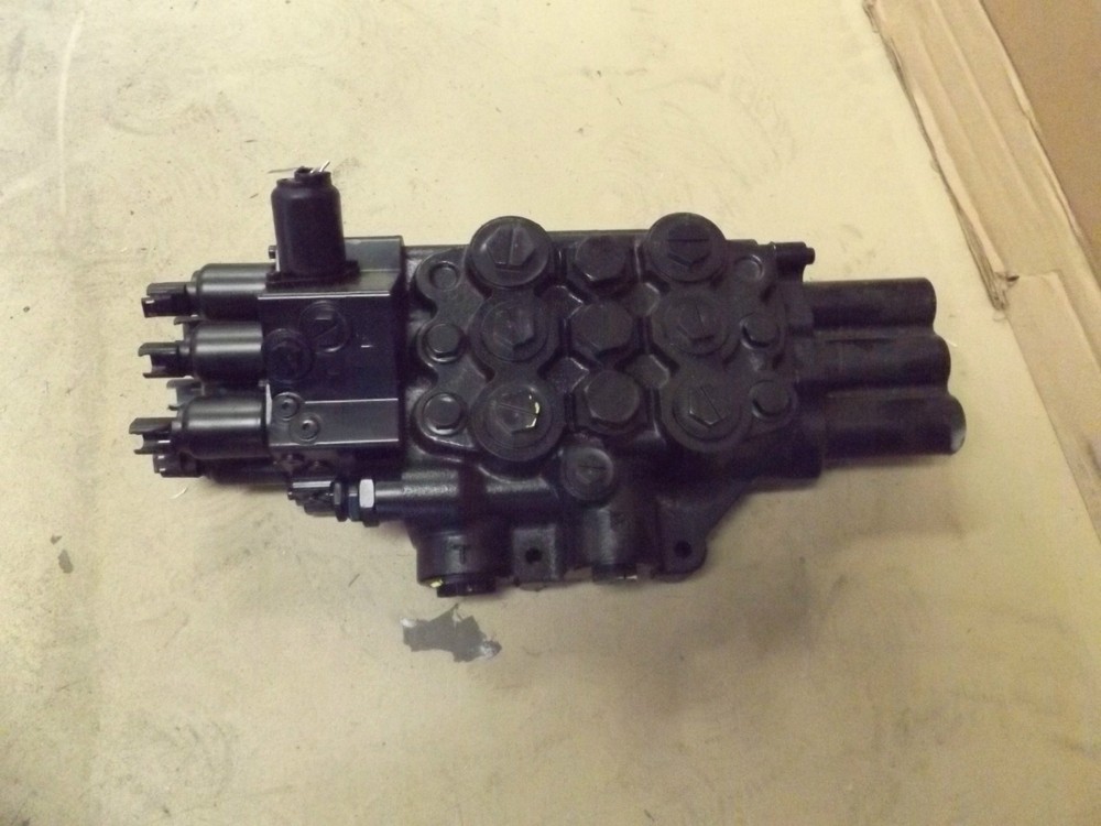 VOLVO VALVE 17286966