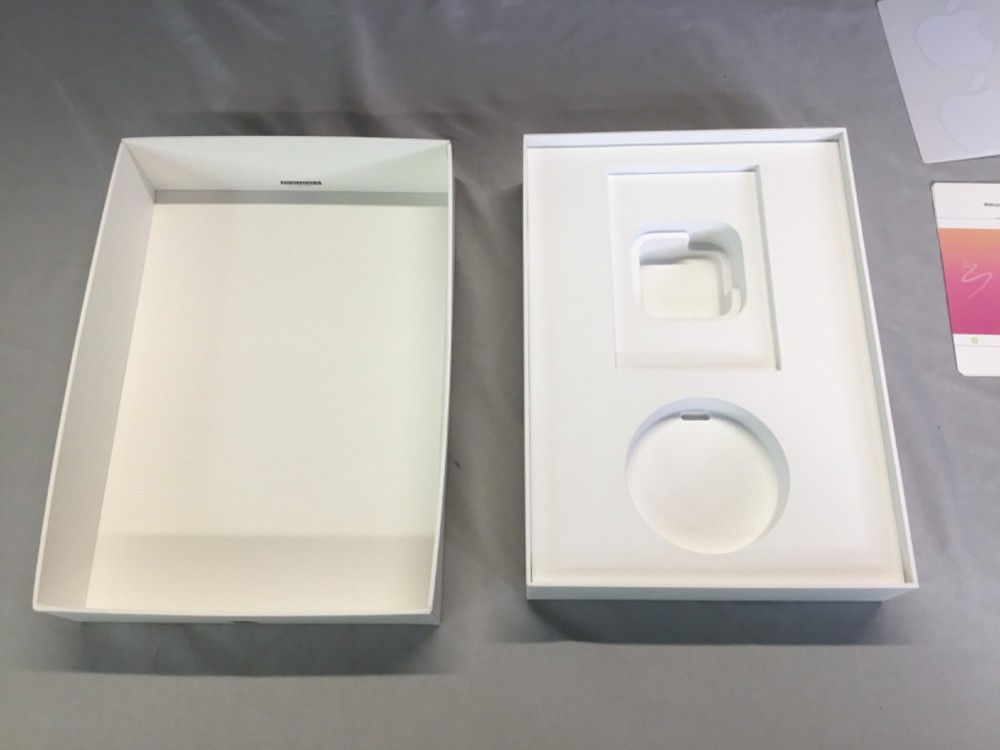 Apple iPad 6Th Generation 32GB Empty Box Only