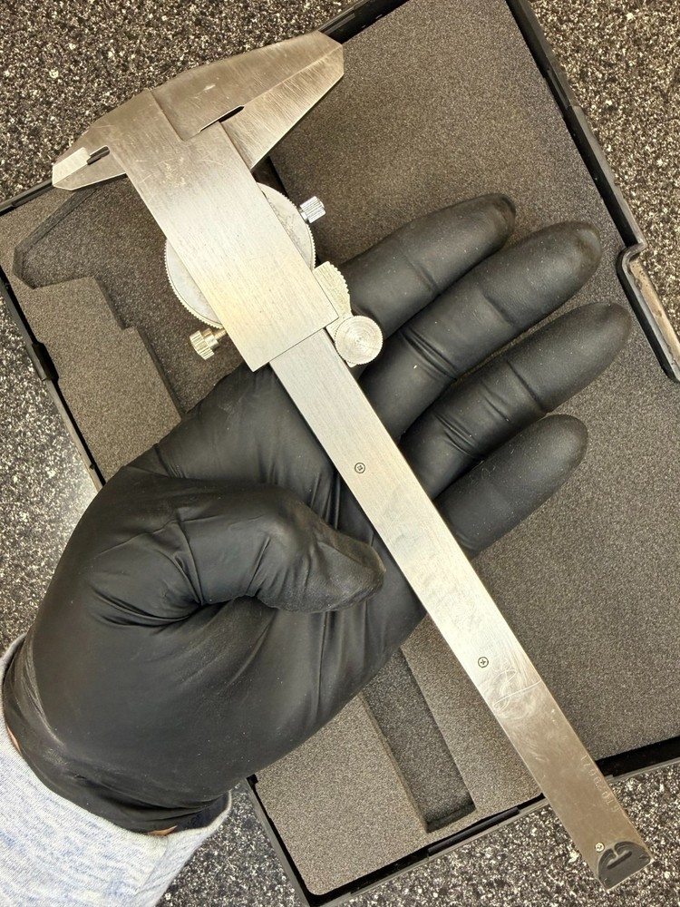 9.5" DIAL CALIPERS .001" STAINLESS HARDENED + CASE