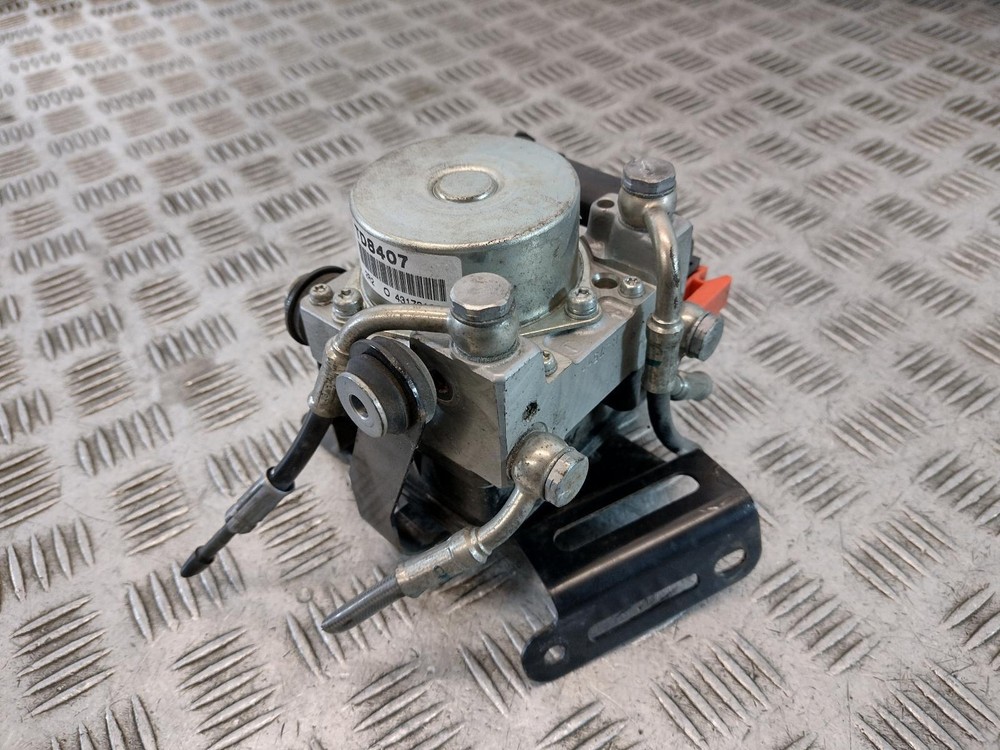 2014 TRIUMPH TIGER EXPLORER 1215 ABS Pump