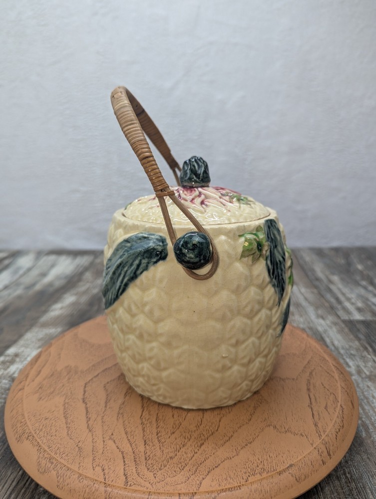 Vintage Ceramic Biscuit Jar Pineapple Pattern Wicker Handle Japanese.Nice 💙💚💛
