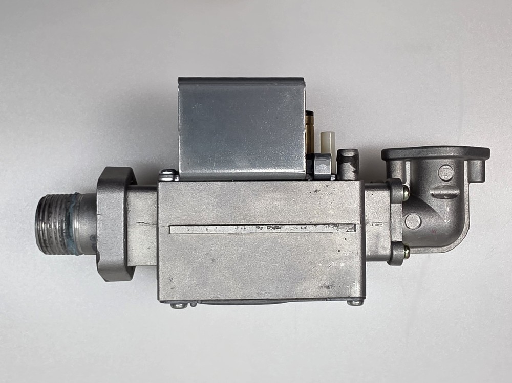 Time Engineering - Gas Valve Assembly For Navian Boiler - ET72S.X0209 - 1/2psi