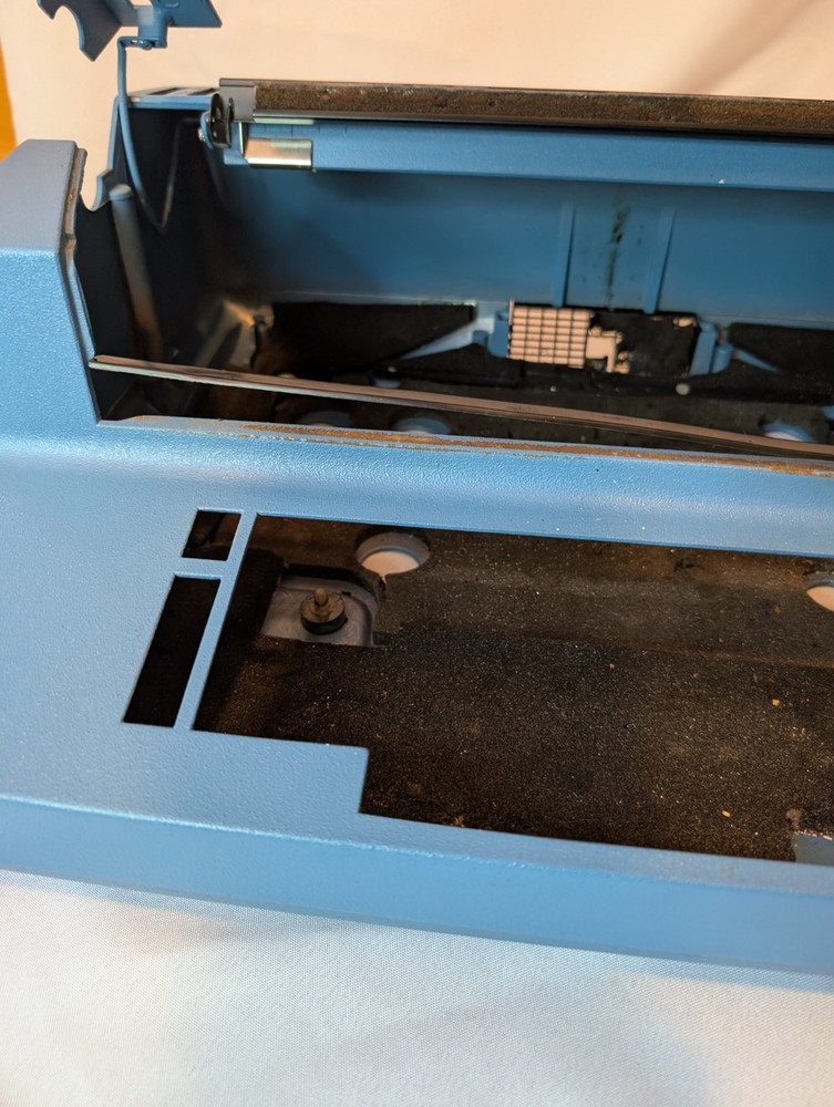 IBM Selectric Typewriter II EMPTY Case shell Blue PARTS ONLY