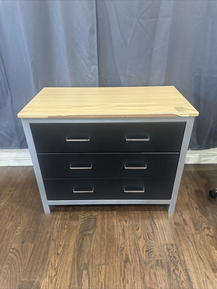 Twin Bed