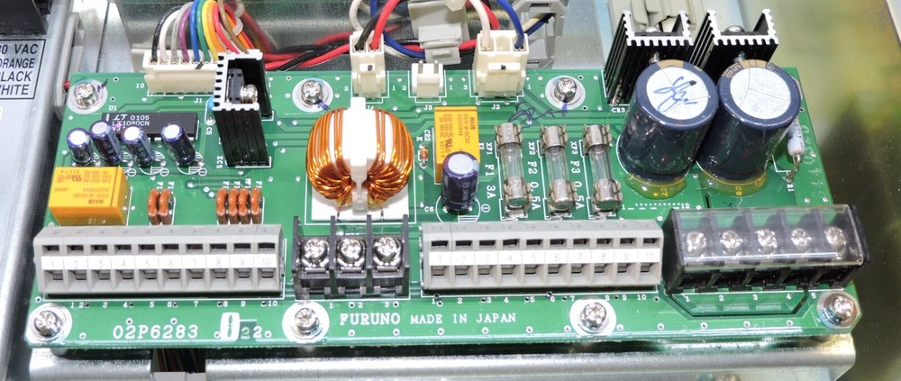 FURUNO FE-700 ECHO SOUNDER DISTRIBUTION BOX FE-702