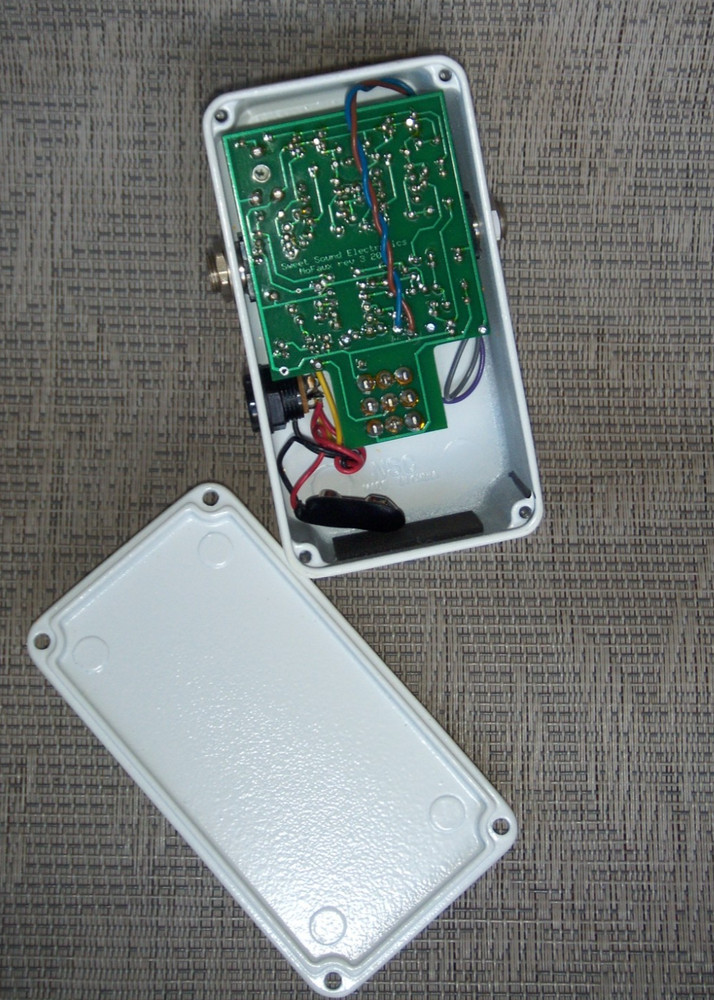 MoFaux Vibe Guitar Effect Pedal