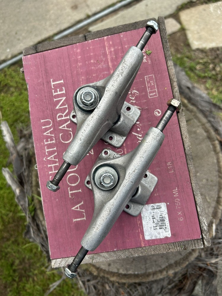 Tracker Trucks Dart TT 129/7.5 Inch