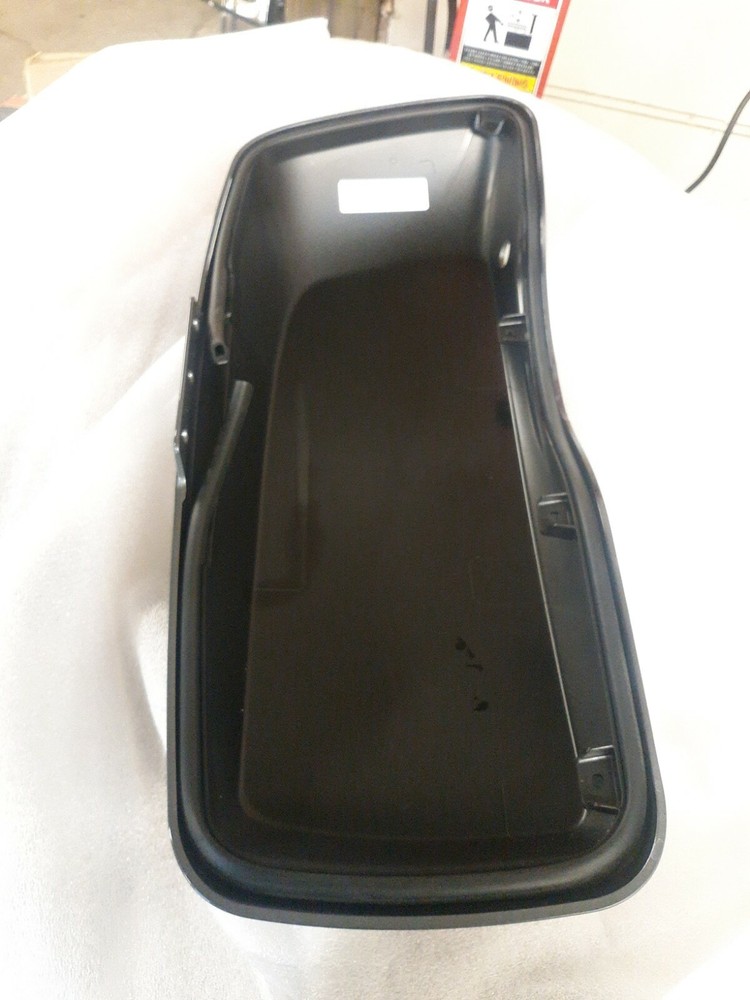 2021 Industrial Grey Gloss Right Lid New Take Off