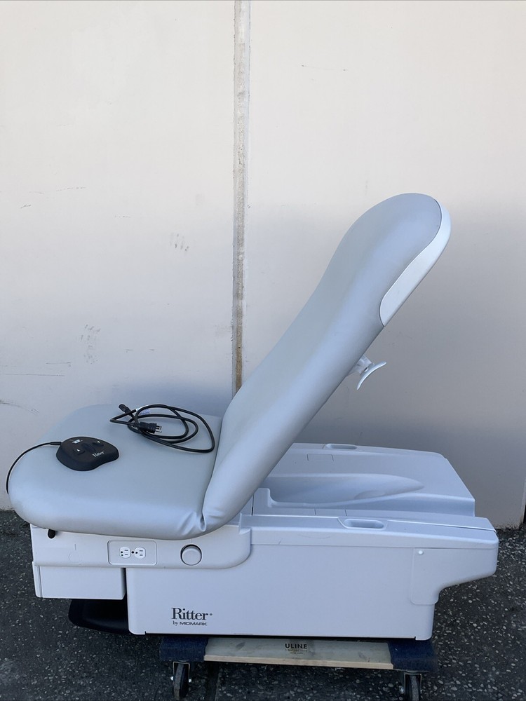 Ritter Midmark 224 Power Table ADA