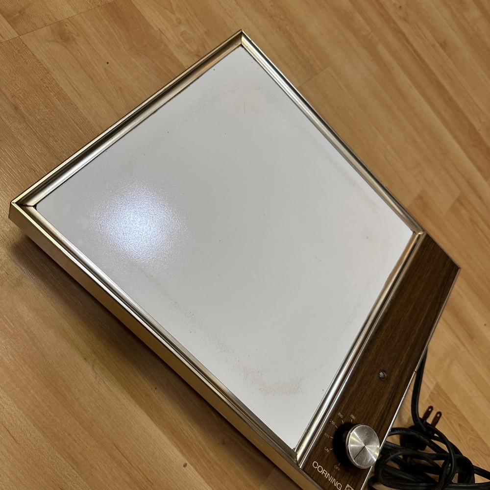 Vintage CORNING Ware TABLE RANGE Model E-1310 704-B Electronic