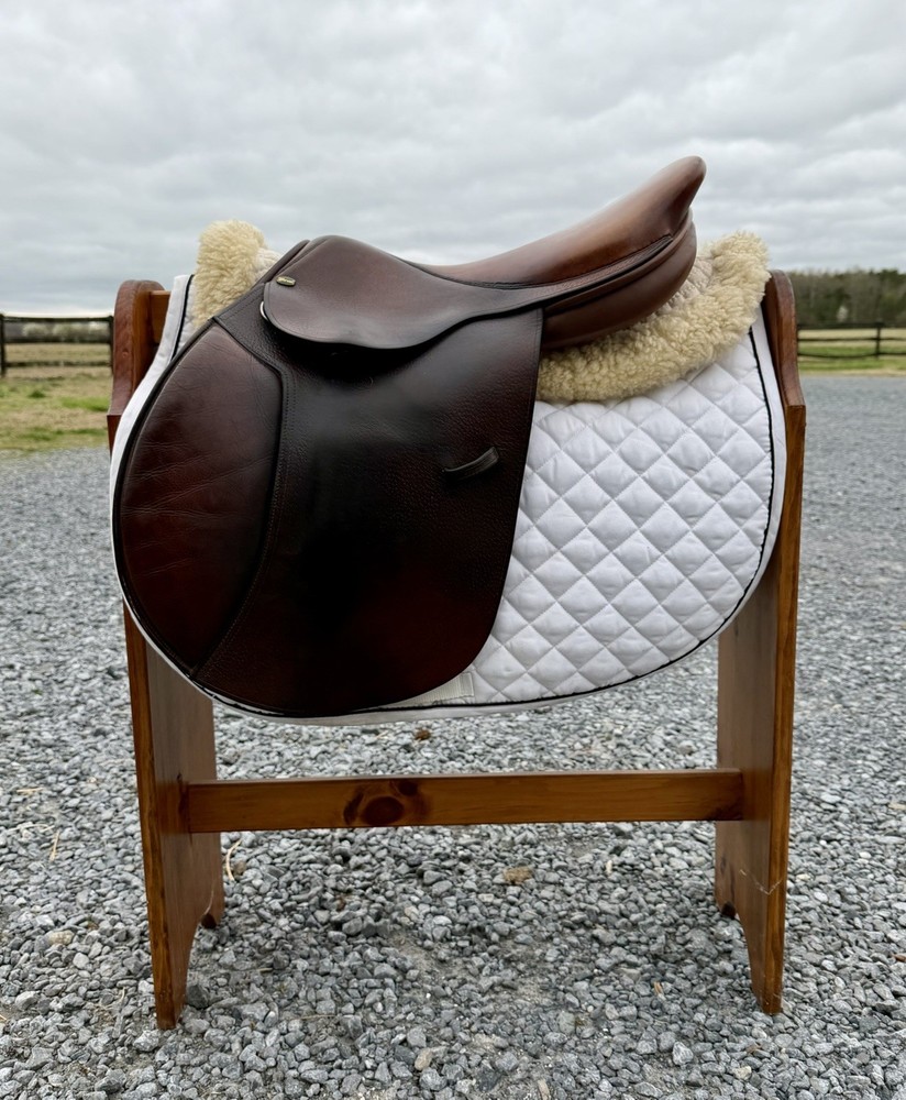 Beval Ltd 16" English Saddle