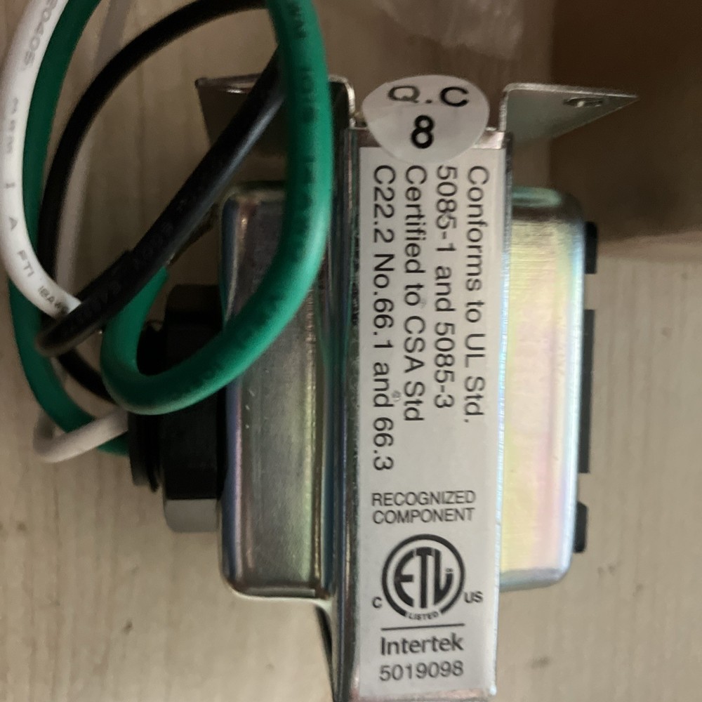 Intertek Model 122 AC Transformer New UL/CSA Certified Class 2-3 21zn40 button