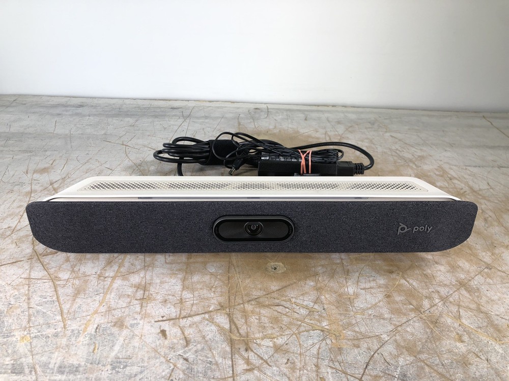 POLY STUDIO X30 ALL-IN-ONE VIDEO BAR