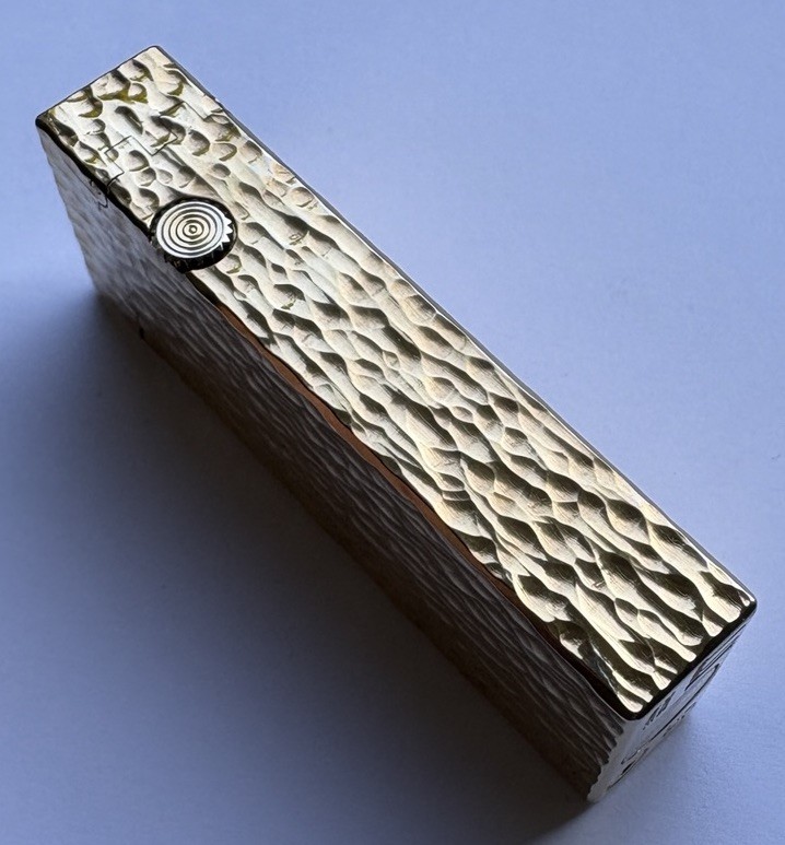 MINT Dunhill Gold ‘Bark’ Rollagas Lighter- Fully Overhauled
