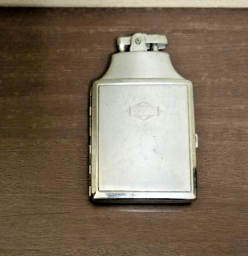 Vintage Ronson Mastercase Cigarette Case with Built-In Lighter - Pre-owned