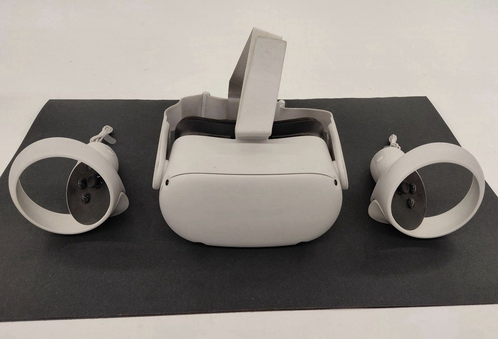 Meta Oculus Quest 2 Advanced All-In-One VR Headset w/ Controllers