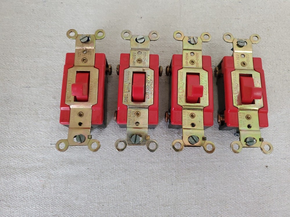 PACK OF 4 EAGLE FED SPEC 2223RD TOGGLE 3 WAY LIGHT SWITCH RED