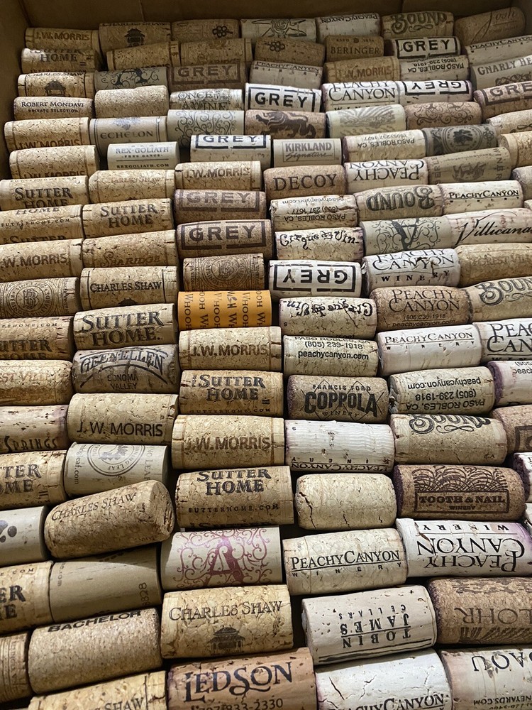 Lot of 194 WINE CORKS - Used Random Selection